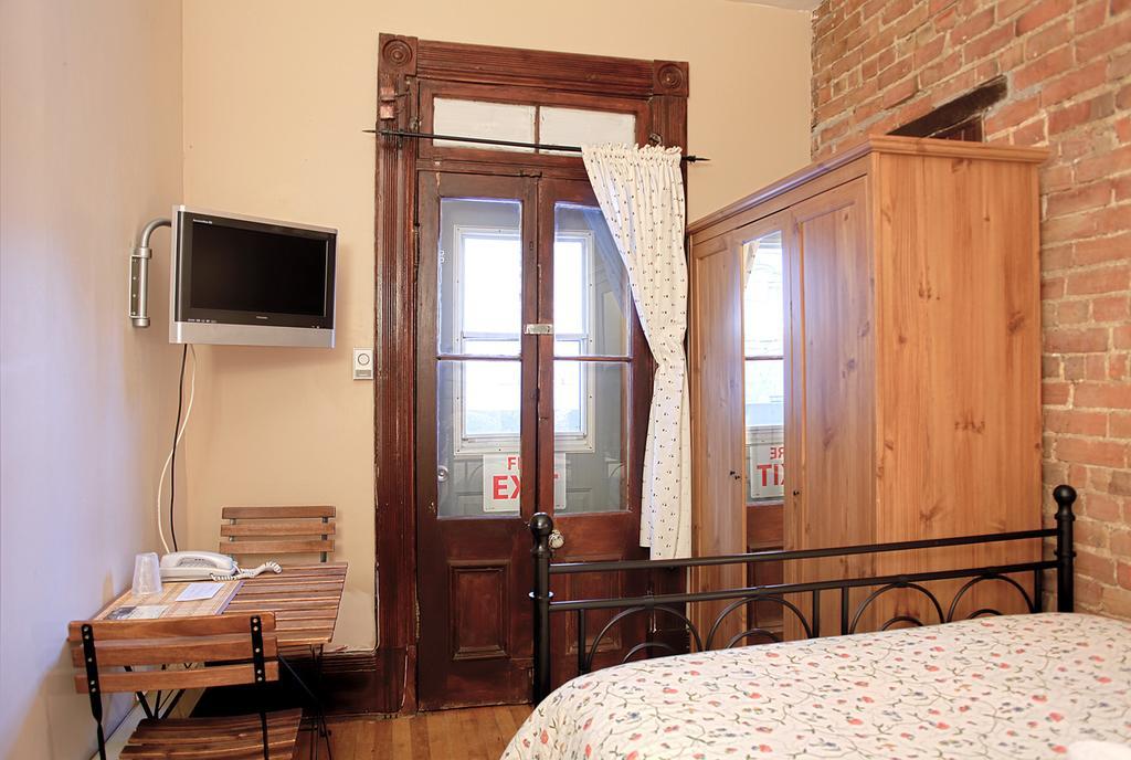 Gite University Bed And Breakfast Montréal Zimmer foto
