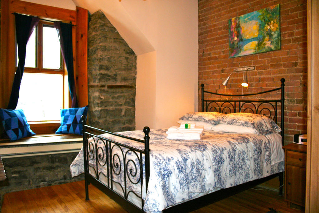 Gite University Bed And Breakfast Montréal Exterior foto